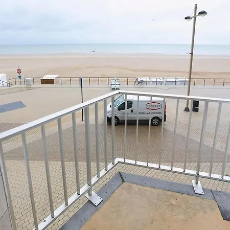 Beachfront In For 6 Διαμέρισμα *