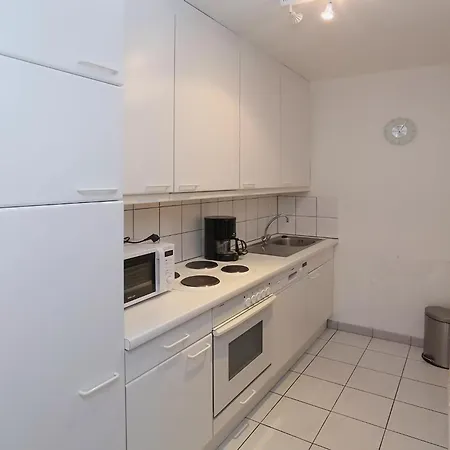 Appartement Beachfront In For 6