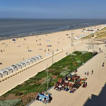 Beachfront In For 6 *
