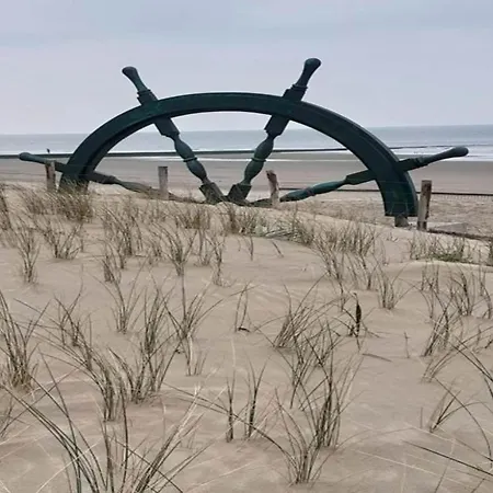 Διαμέρισμα Beachfront In For 6 Middelkerke