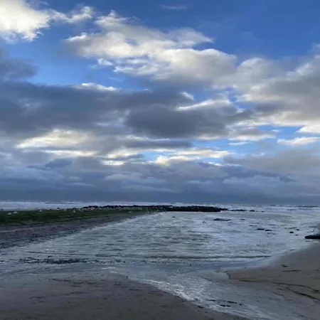 Beachfront In For 6 Middelkerke